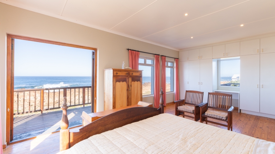 5 Bedroom Property for Sale in Sunny Seas Estate Western Cape